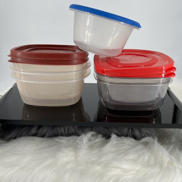 Rubbermaid Betty Crocker Bundle 3-5 Cup Capacity (5 Containers with Lids) - Picture 2 of 15